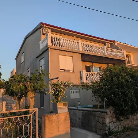 Mala Kuca Sabljici شقة Strilcici