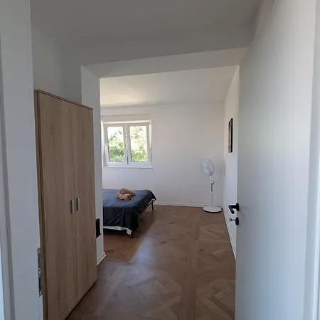 Mala Kuca Sabljici Apartman *