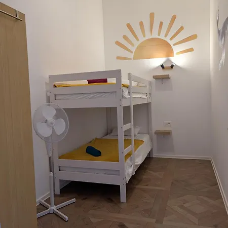 Mala Kuca Sabljici