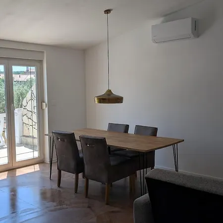Apartment Mala Kuca Sabljici